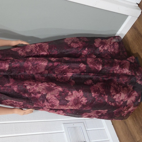 Eliza J Burgundy Dress - Picture 9 of 13